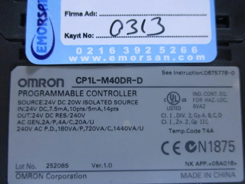OMRON CP1L-M40DR-D