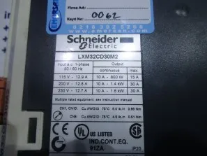 SCHNEIDER LXM32CD30M2