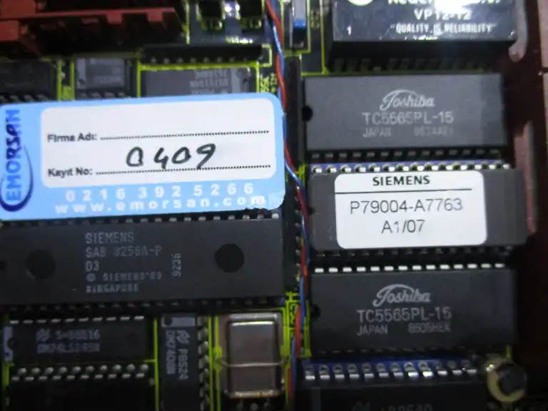 SIEMENS P79004-A7763-A107